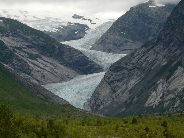 ヨステダール氷河